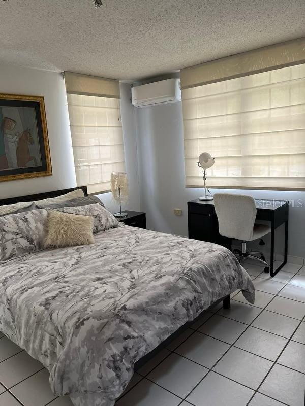 VALLES DEL LAGO - Residential