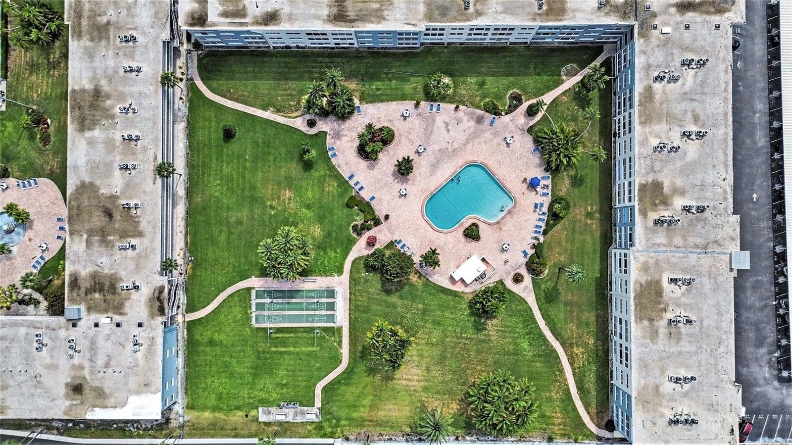 SYLVETTE CONDO - Residential