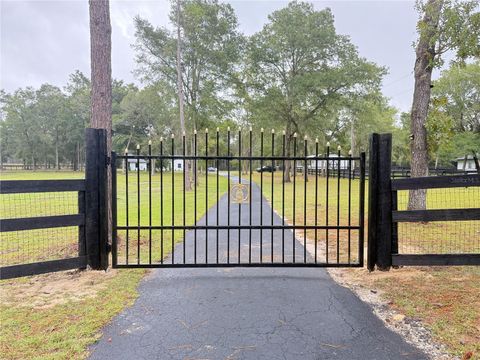 Tiny photo for 985 NW 73rd Terrace, Ocala, FL 34482 (MLS # OM697469)