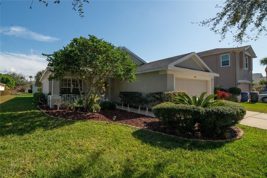 Photo of 11909 Autumn Creek Drive, Riverview, FL 33569 (MLS # TB8456963)