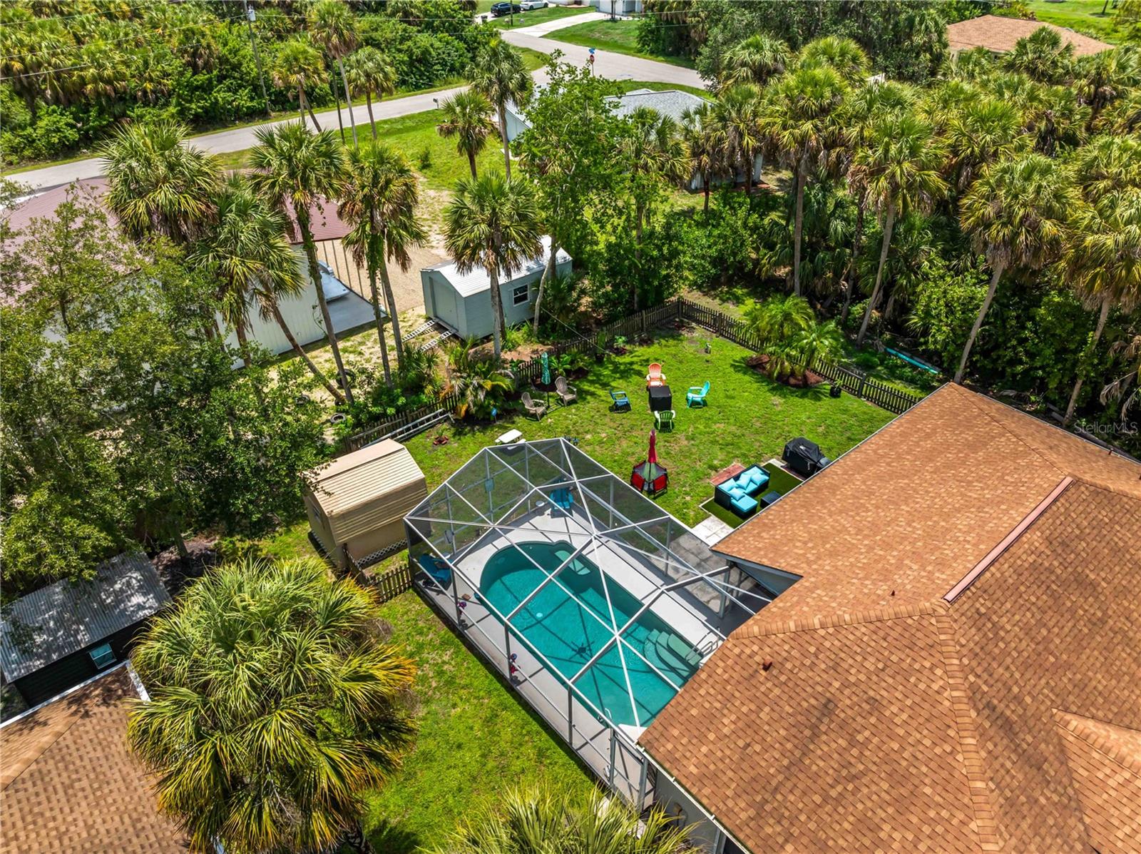 4243 FONSICA AVENUE