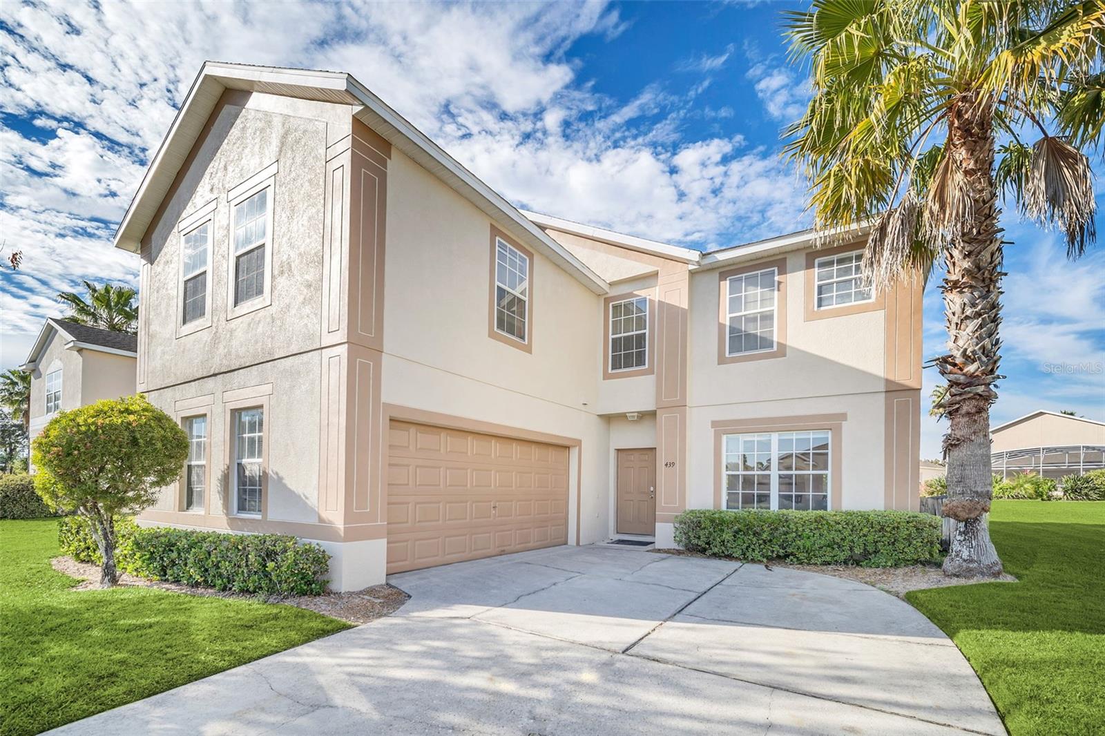 HAMPTON ESTATES - Residential Lease