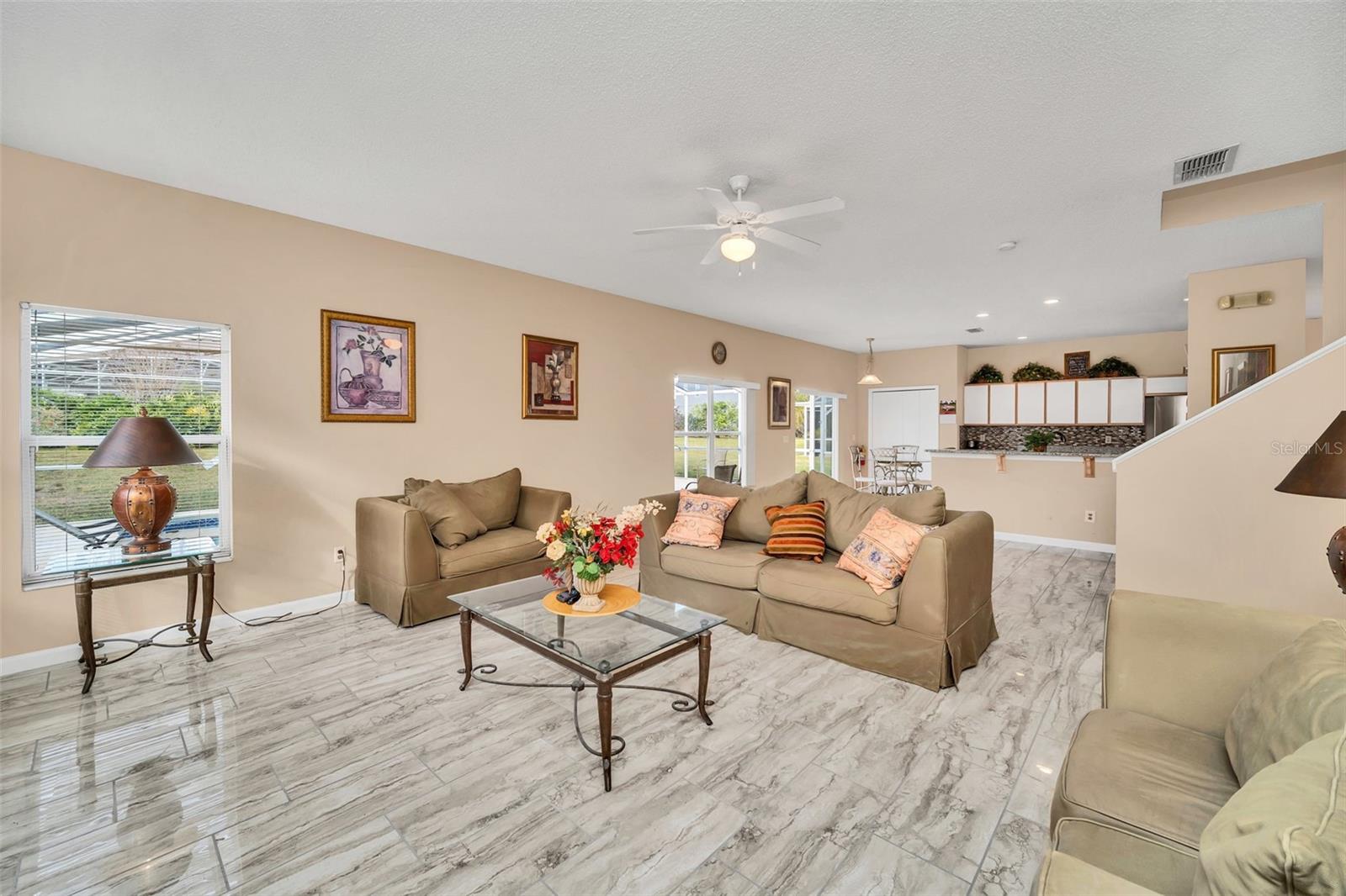 HAMPTON ESTATES - Residential Lease