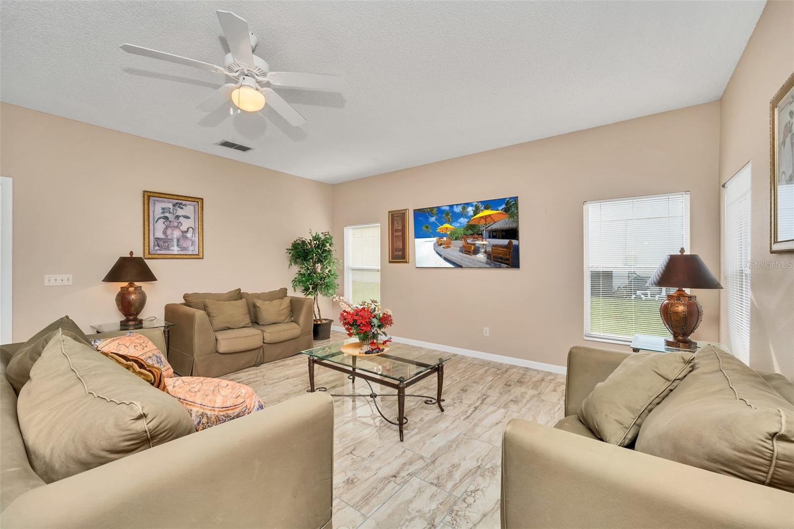 HAMPTON ESTATES - Residential Lease