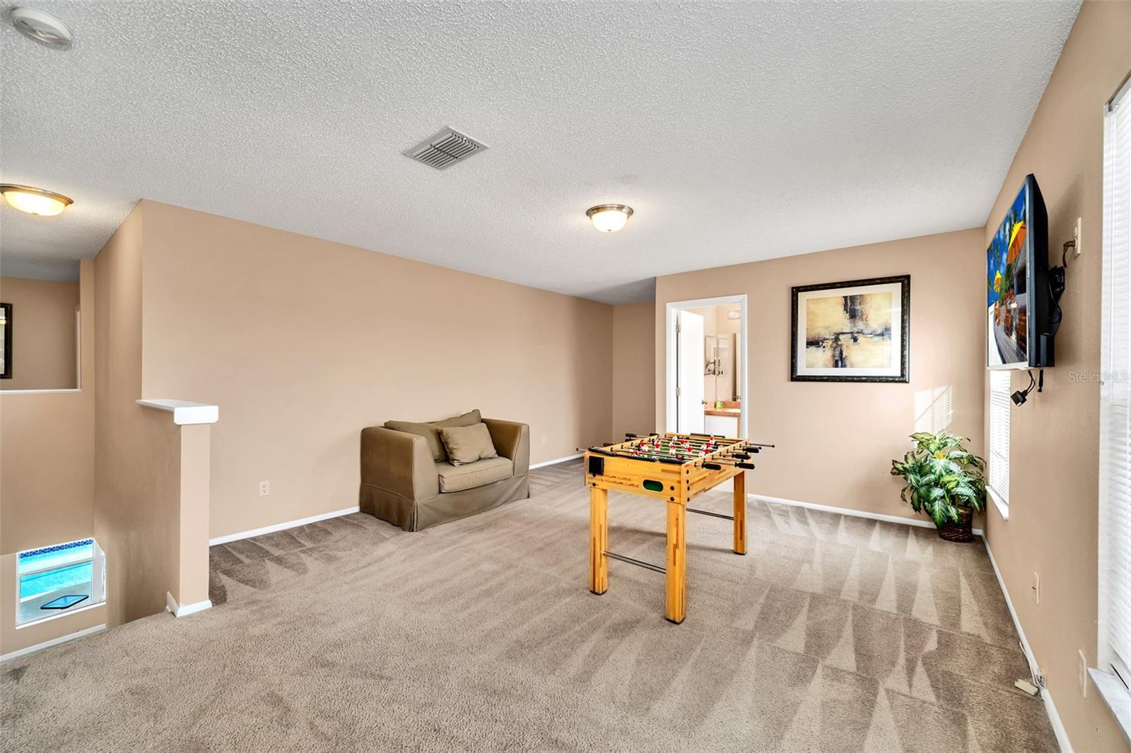 HAMPTON ESTATES - Residential Lease