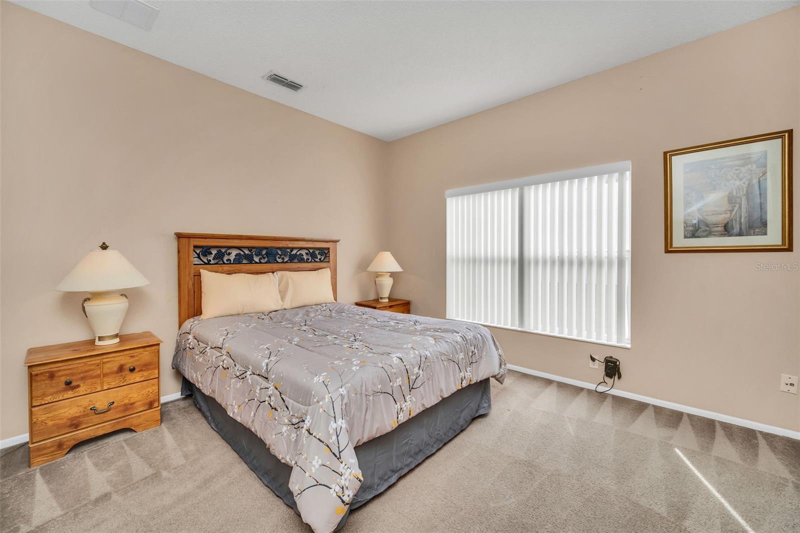 HAMPTON ESTATES - Residential Lease