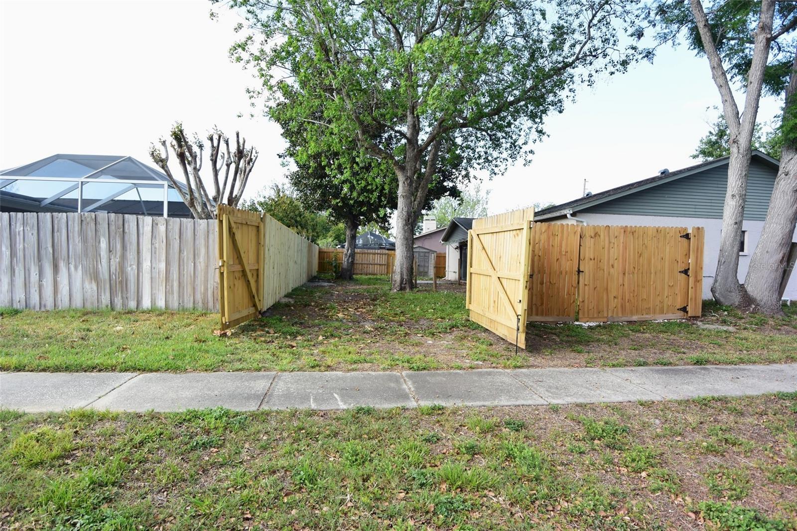 RIDGEWOOD - Residential