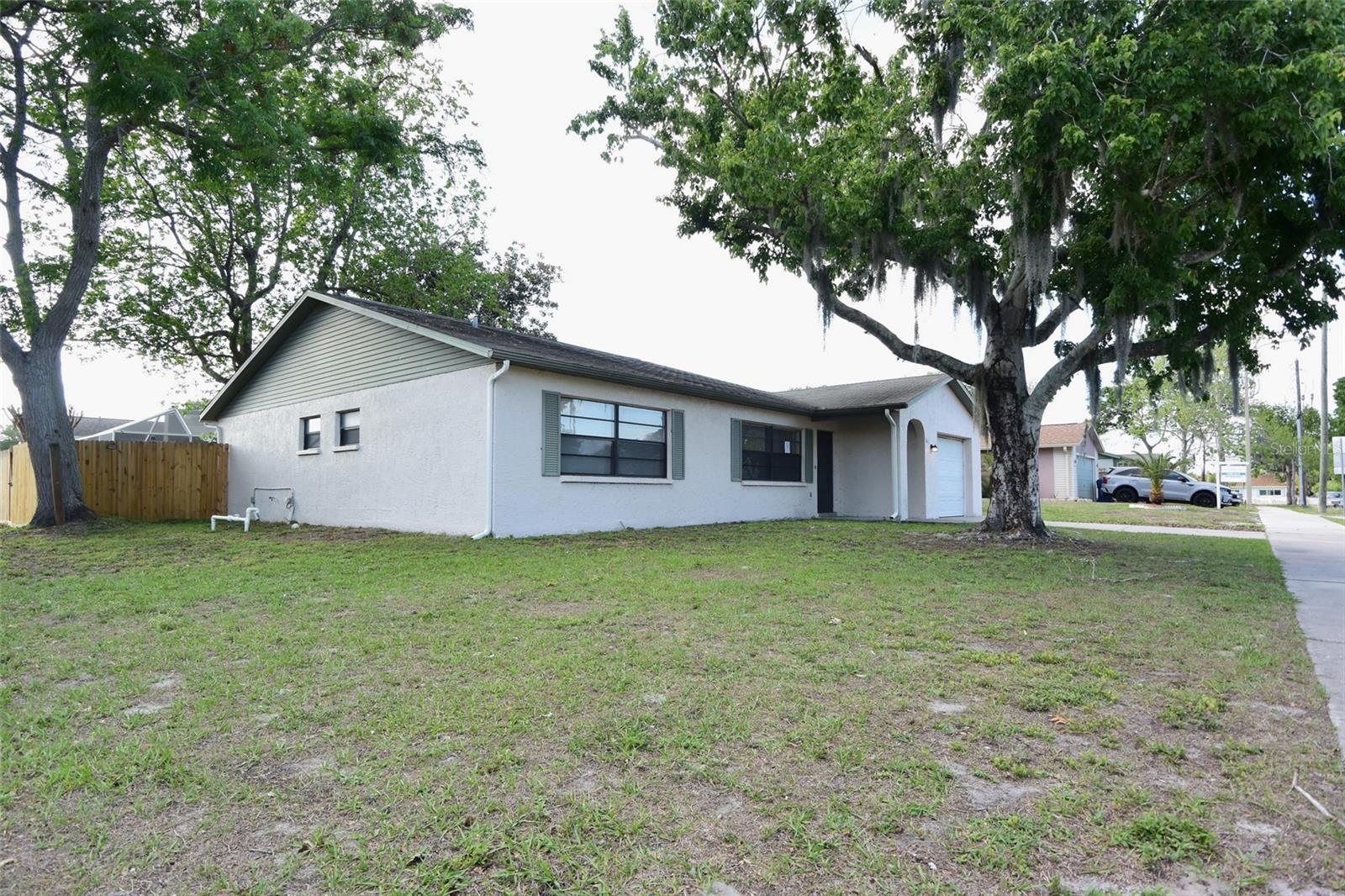 RIDGEWOOD - Residential