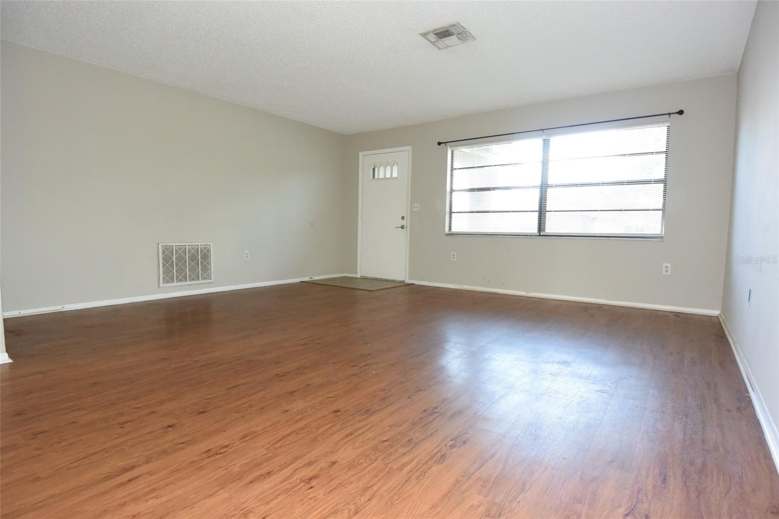 RIDGEWOOD - Residential