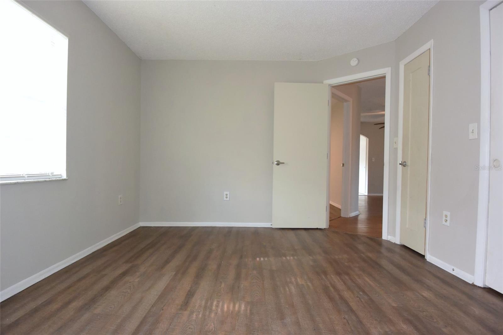 RIDGEWOOD - Residential