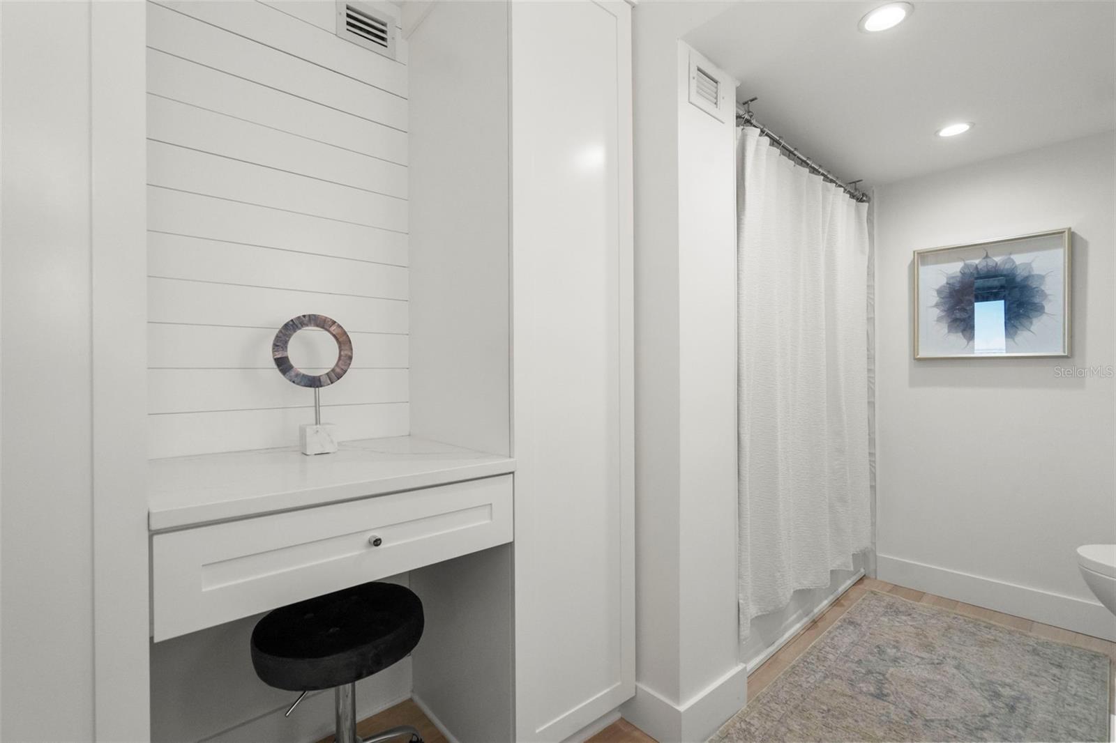 COVE CAY 26-20 VILLAGE II - Residential