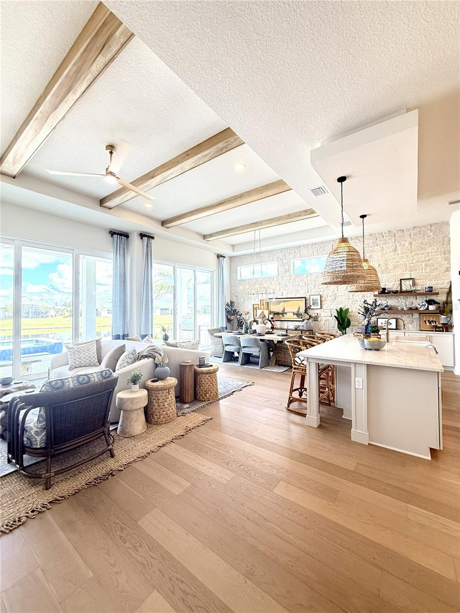 1561 LAKE BANK LANE