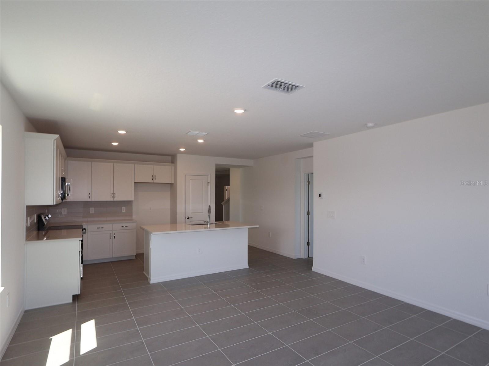 9014 OPTIMIST WAY