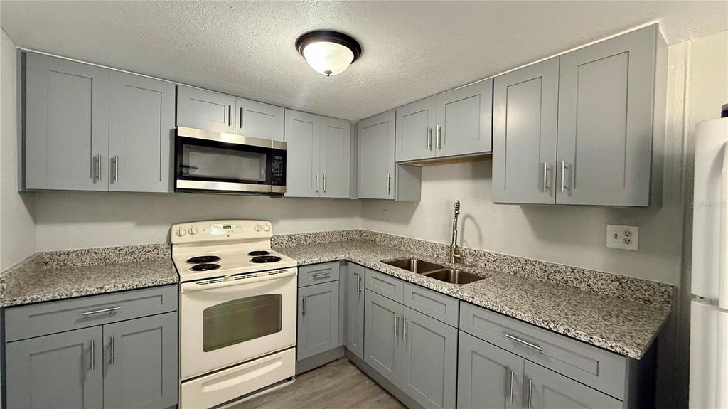 Photo of 508 Finley Avenue #B, Kissimmee, FL 34741 (MLS # S5144124)