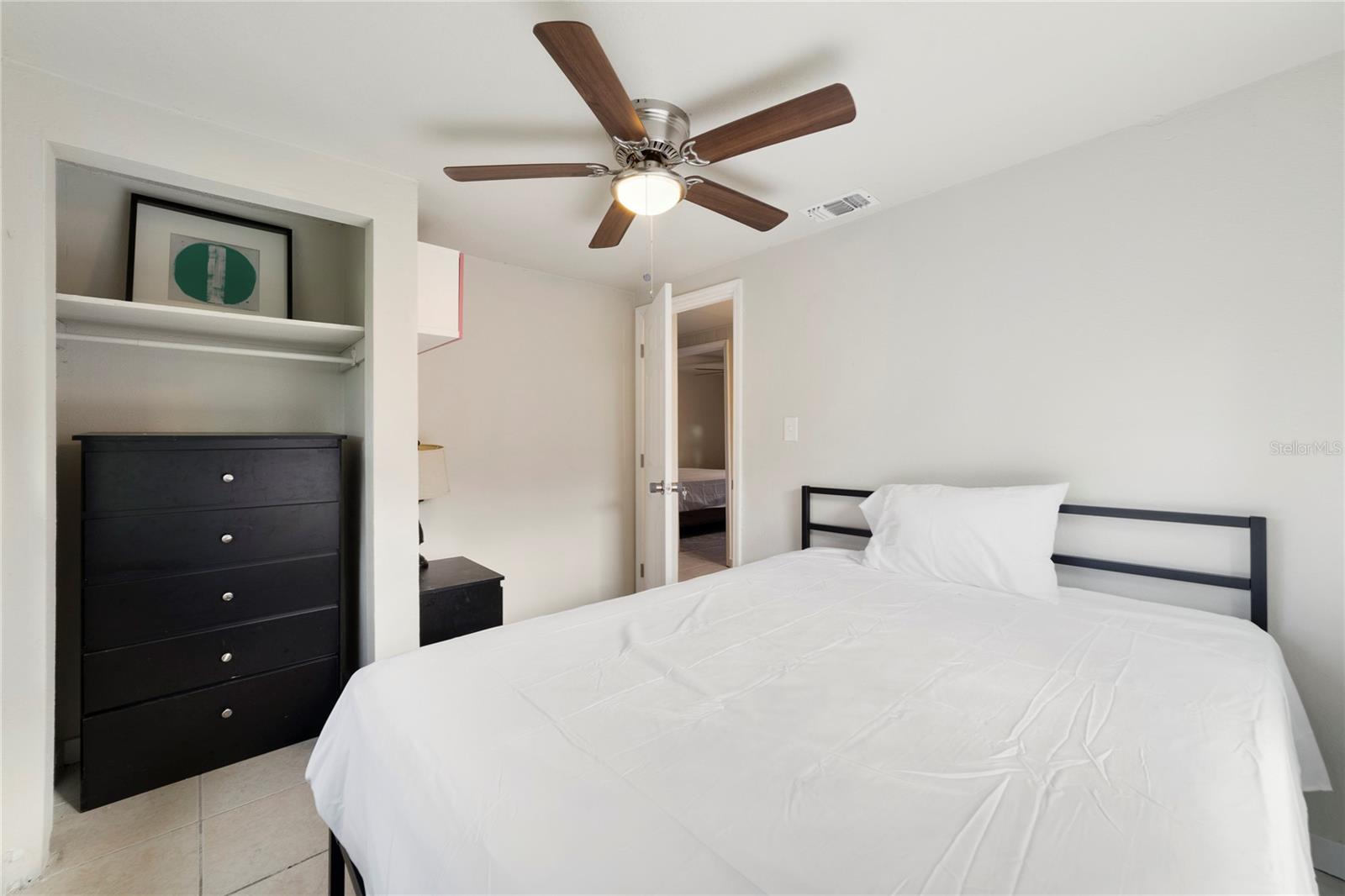 MIDWAY - Residential Lease