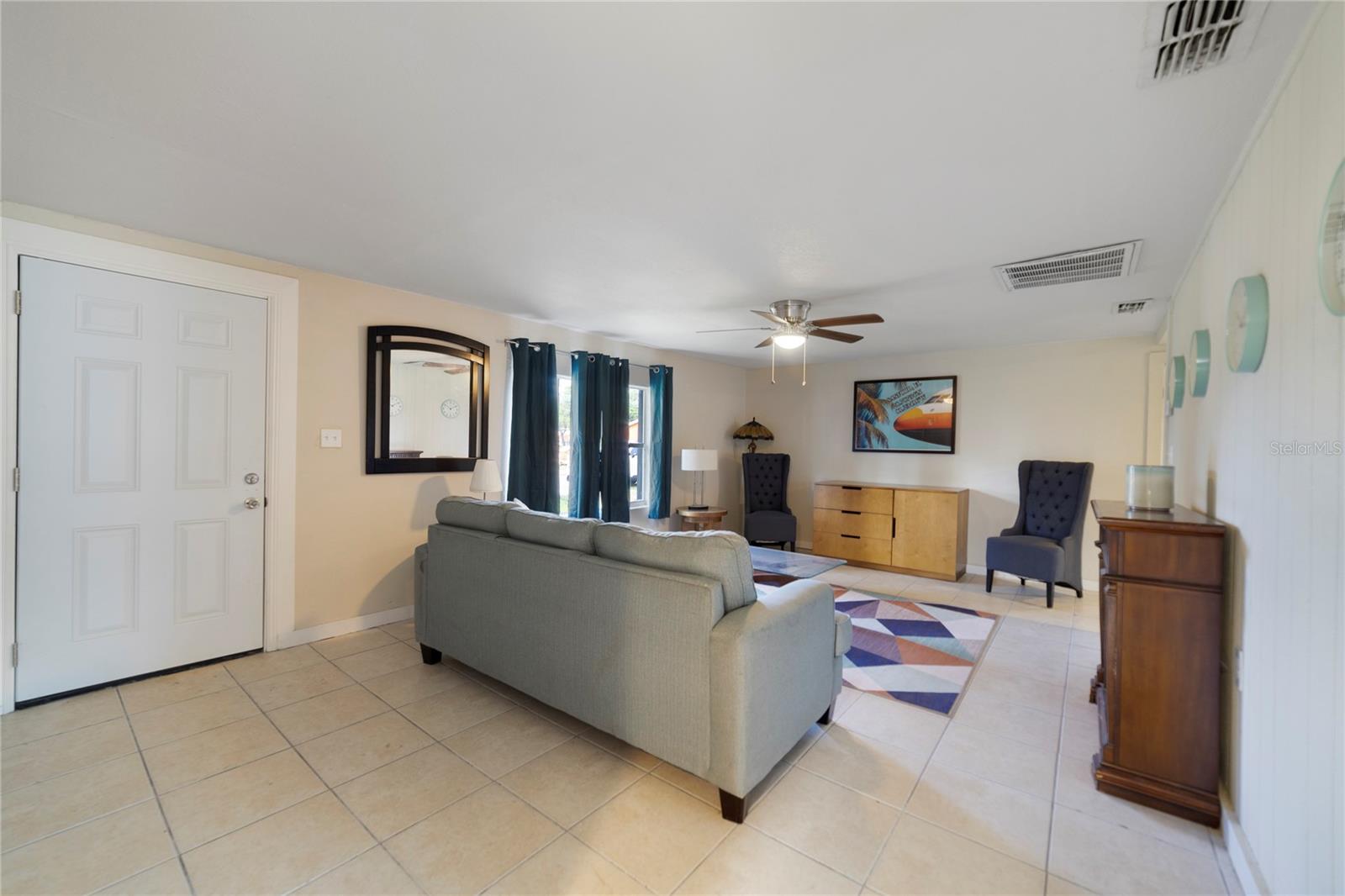 MIDWAY - Residential Lease