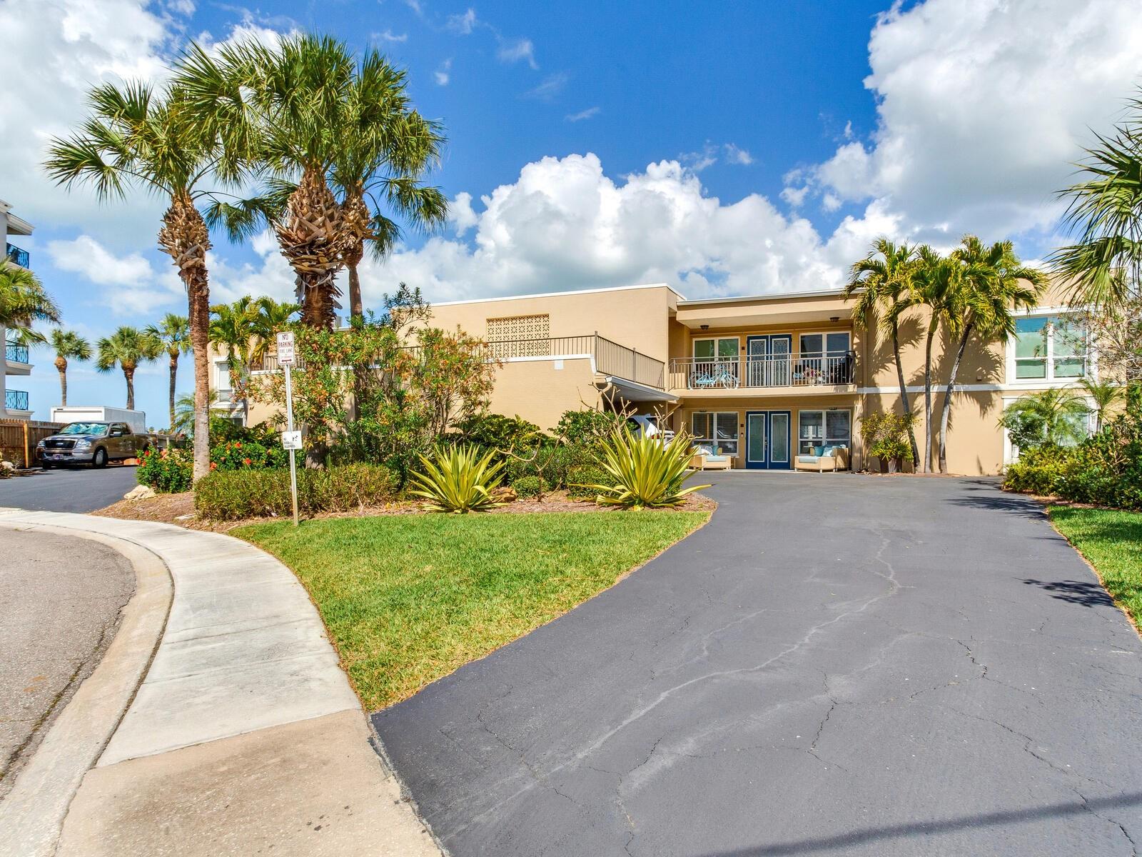 210 DOLPHIN POINT CONDO - Residential