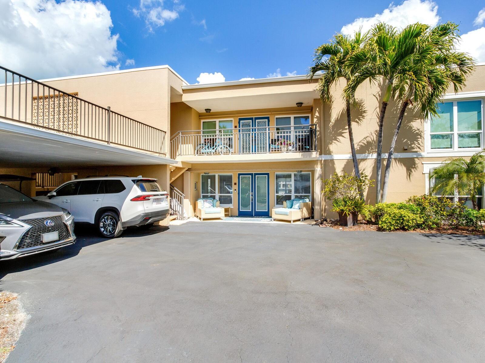 210 DOLPHIN POINT CONDO - Residential