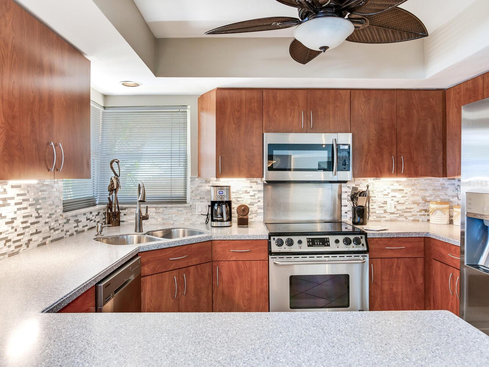 210 DOLPHIN POINT CONDO - Residential