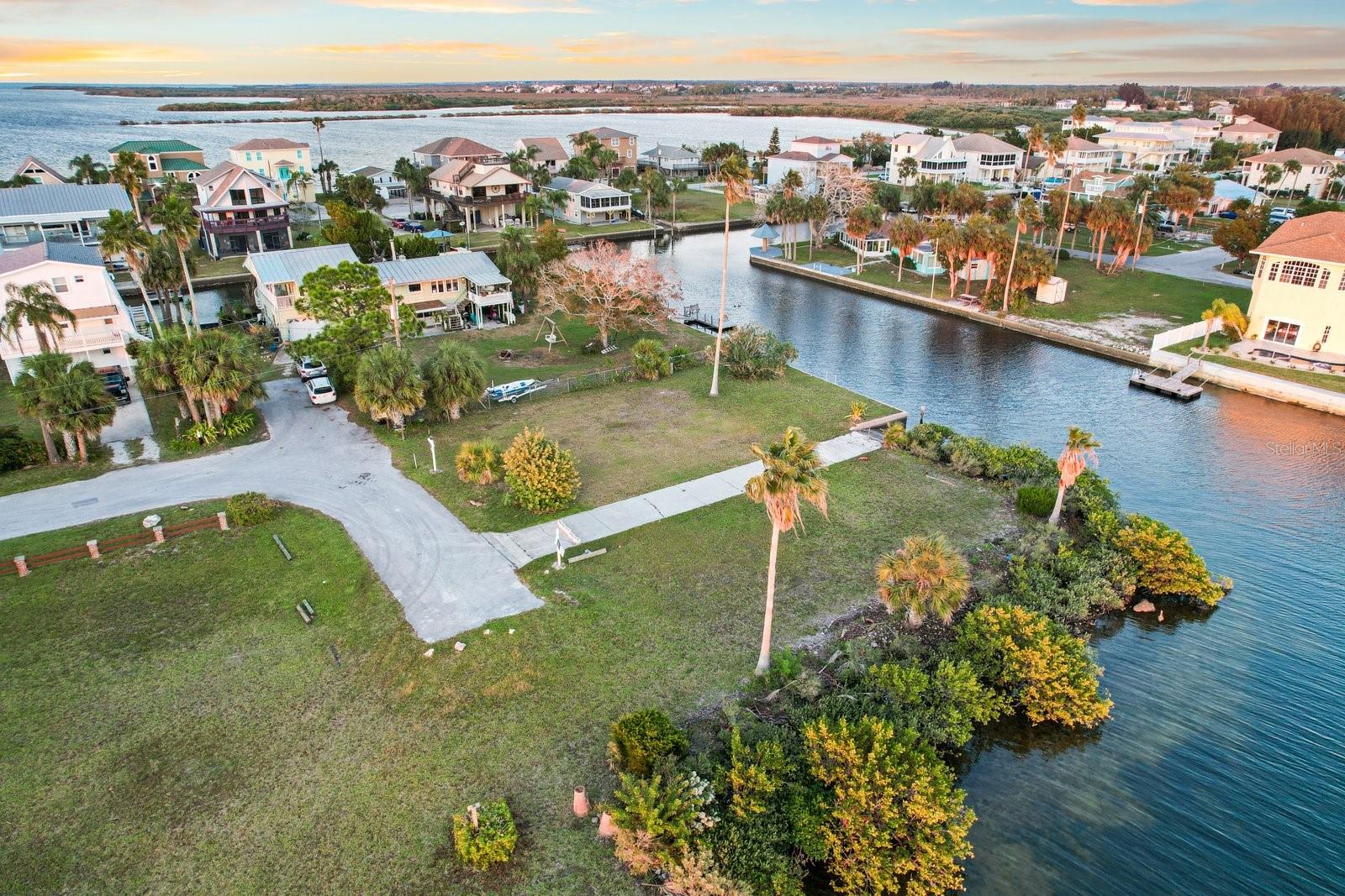 DRIFTWOOD ISLES SUB - Land