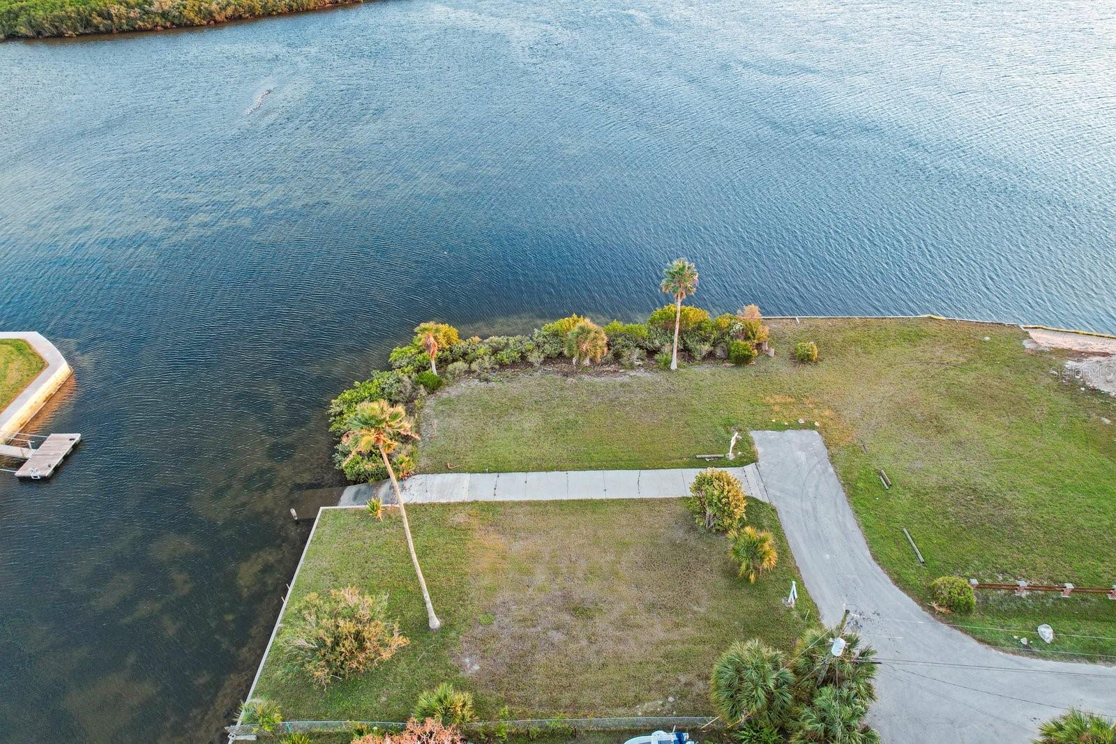 DRIFTWOOD ISLES SUB - Land