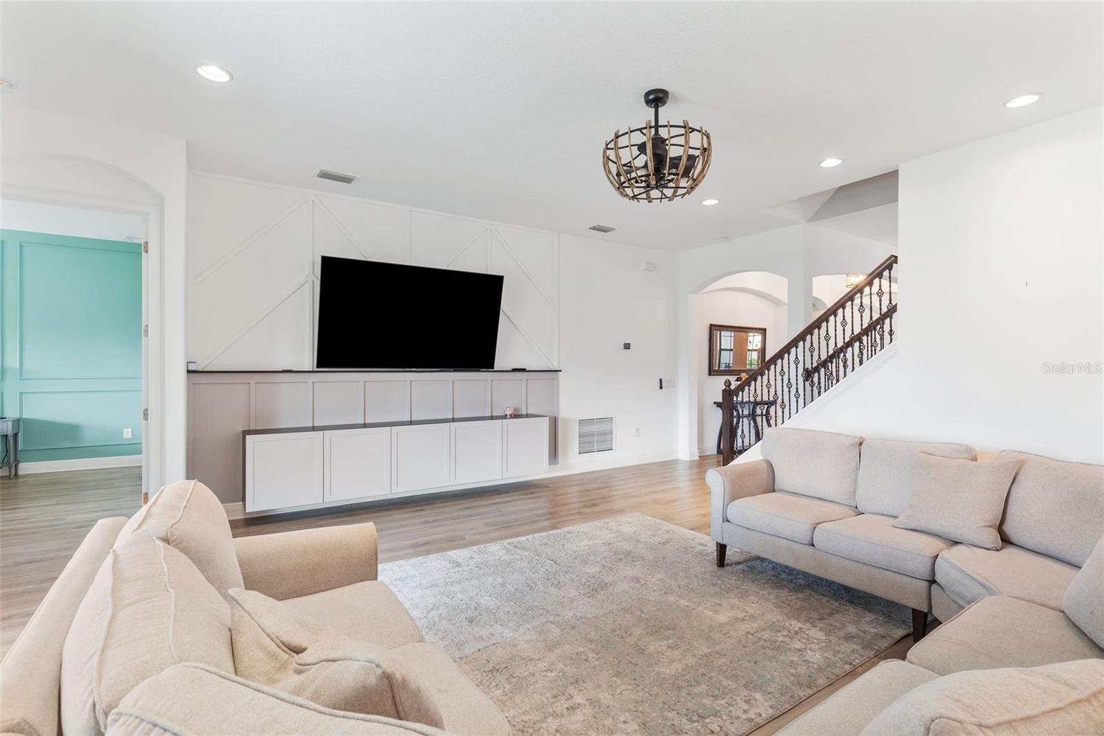 VILLAGES AT AVALON PH 1 - Residential