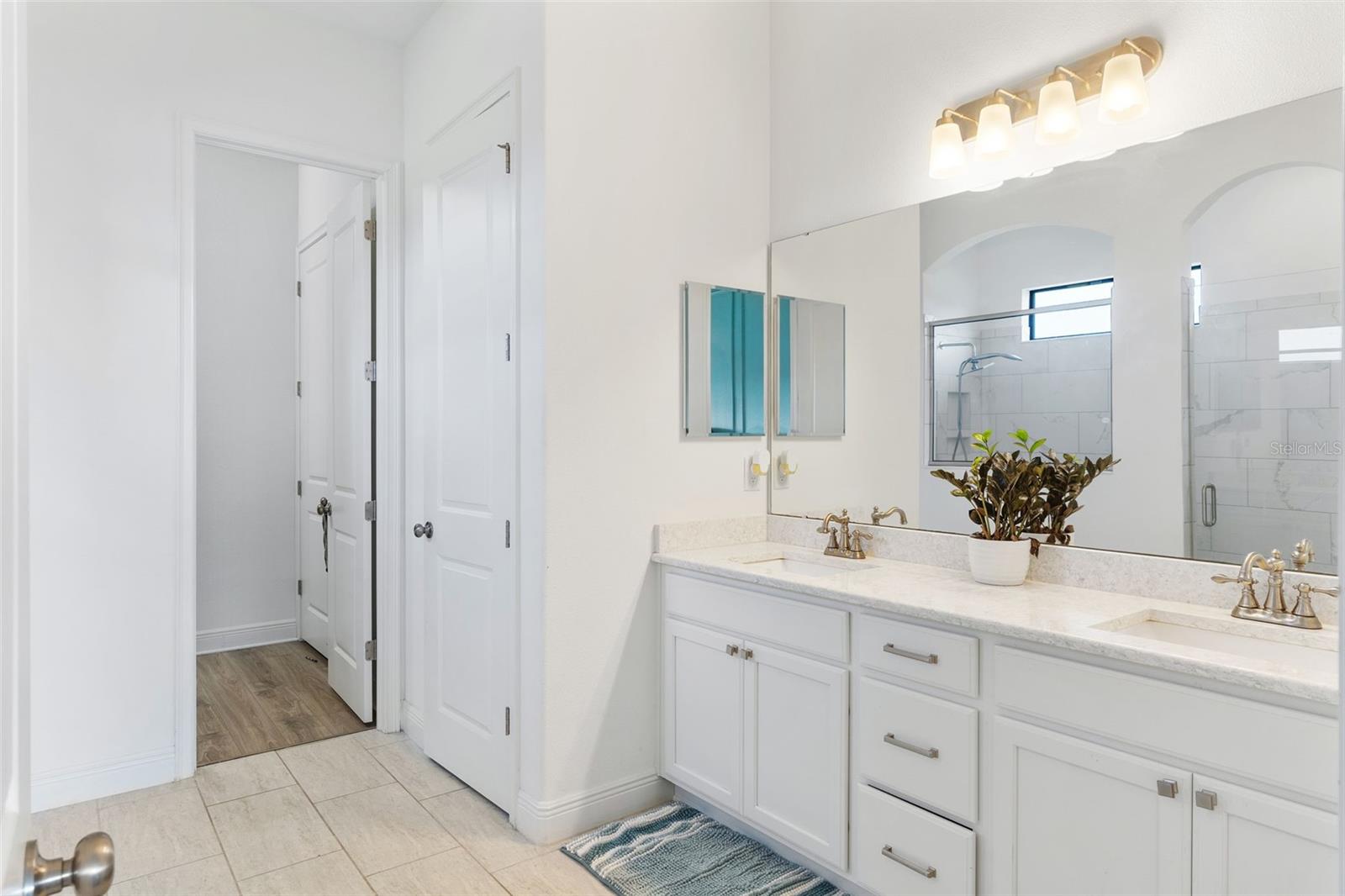 VILLAGES AT AVALON PH 1 - Residential