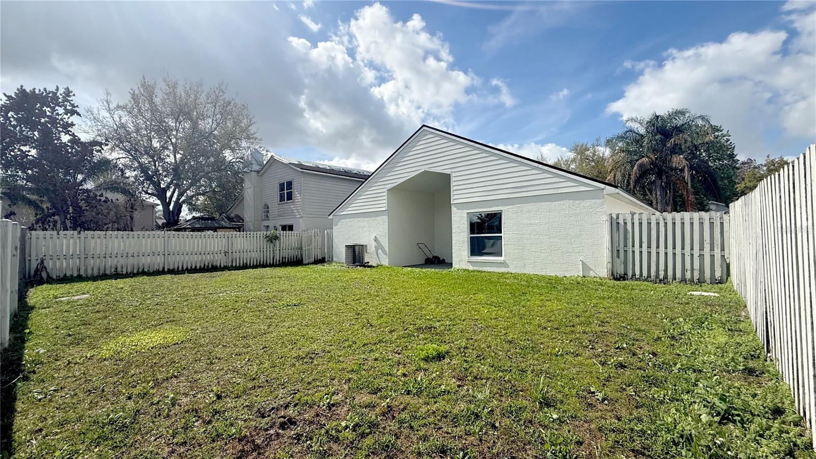 HUNTERS CREEK TR 430A PH 01 - Residential Lease