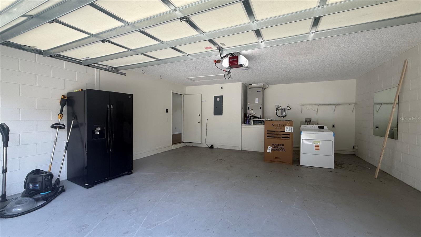 HUNTERS CREEK TR 430A PH 01 - Residential Lease