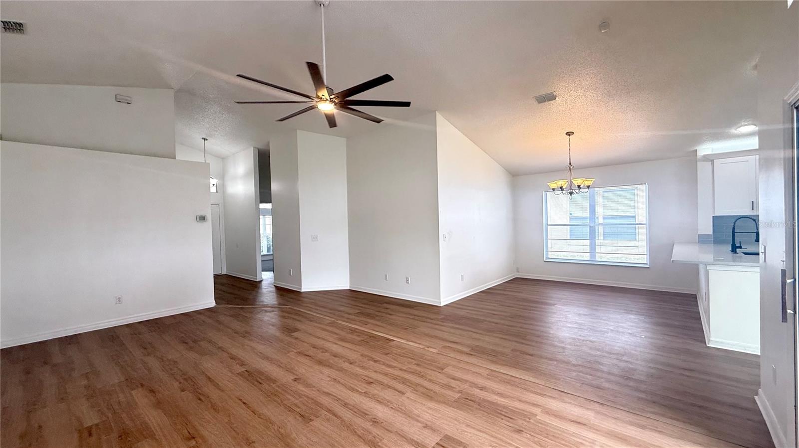 HUNTERS CREEK TR 430A PH 01 - Residential Lease