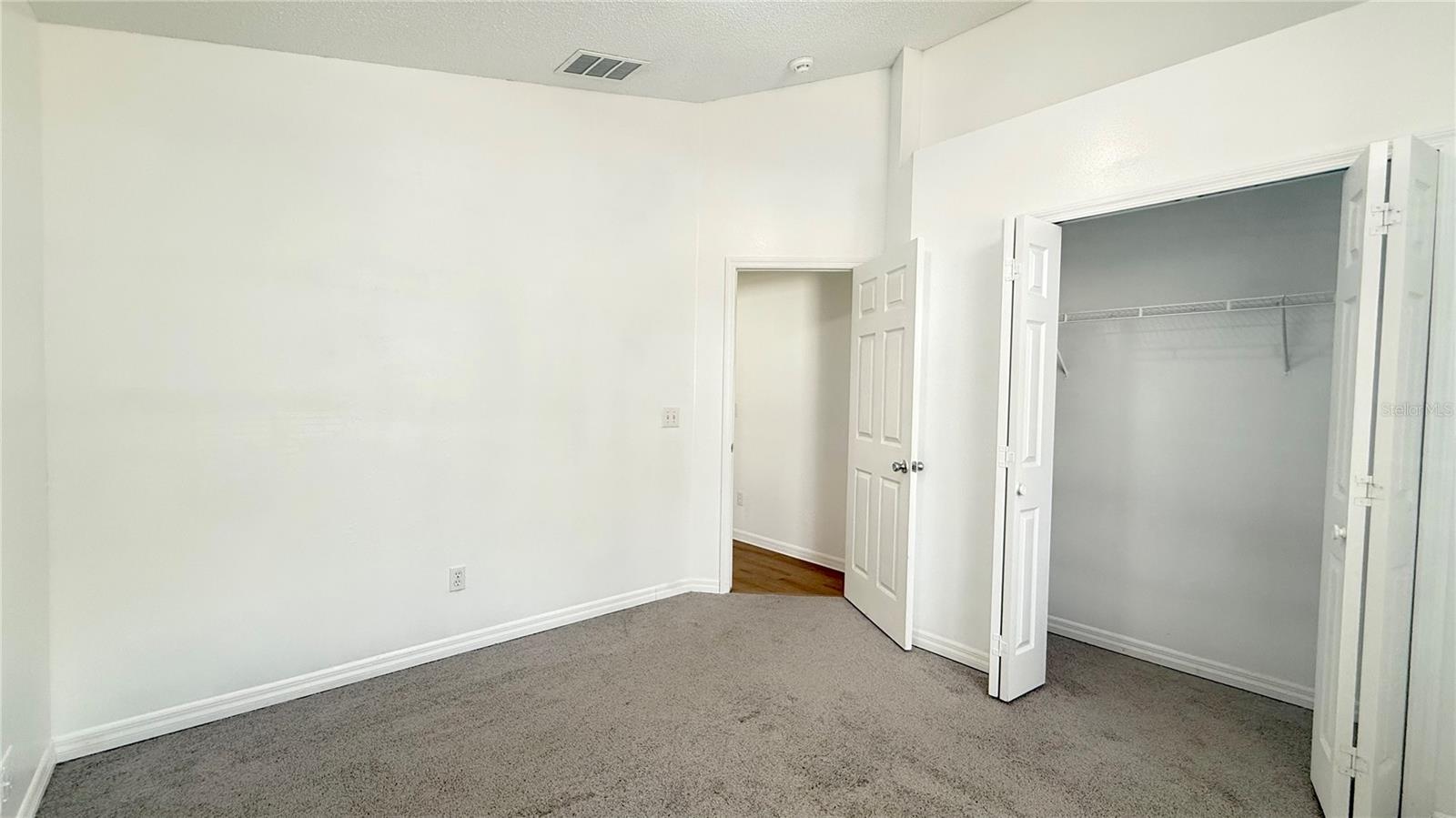 HUNTERS CREEK TR 430A PH 01 - Residential Lease