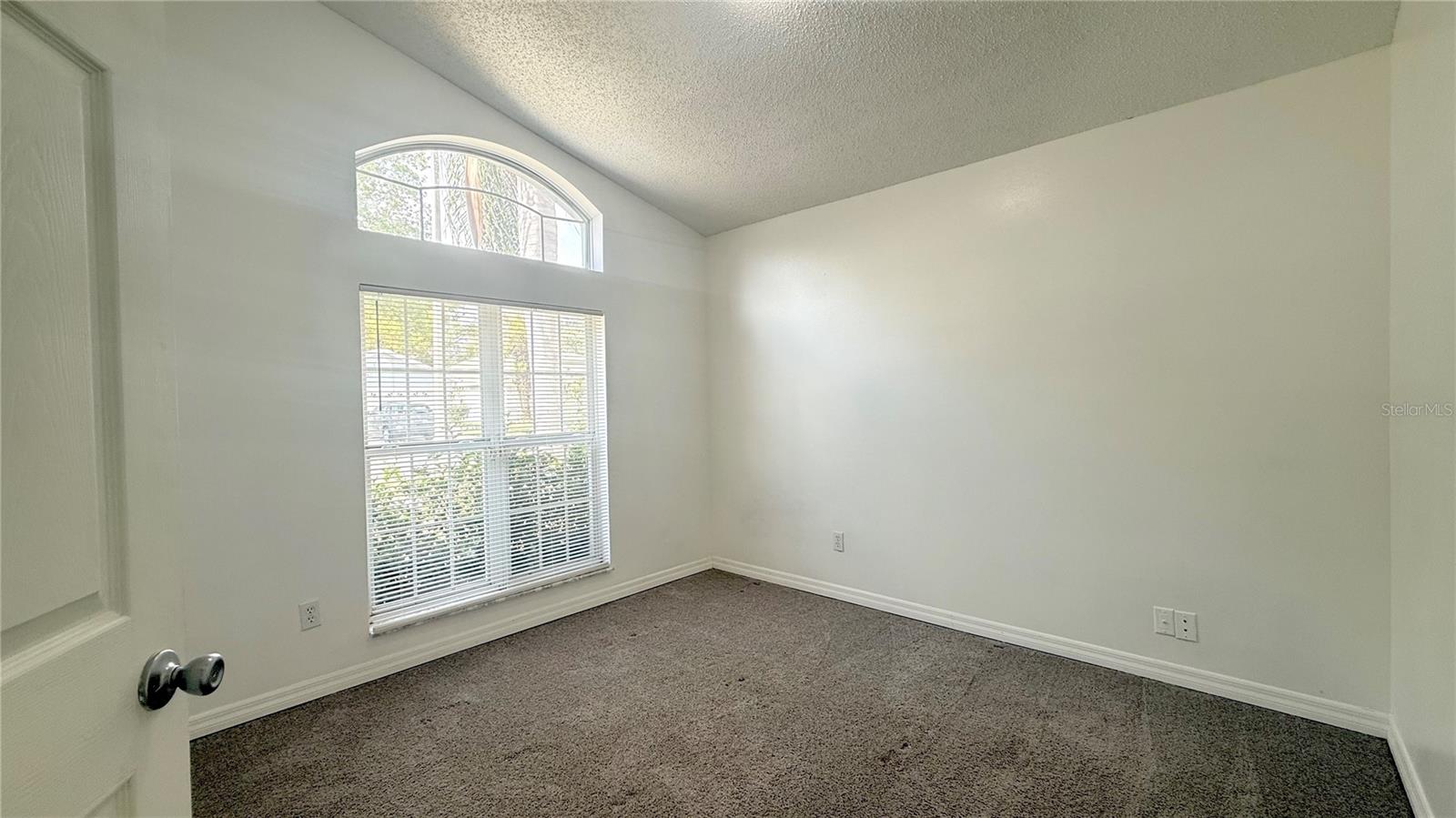 HUNTERS CREEK TR 430A PH 01 - Residential Lease