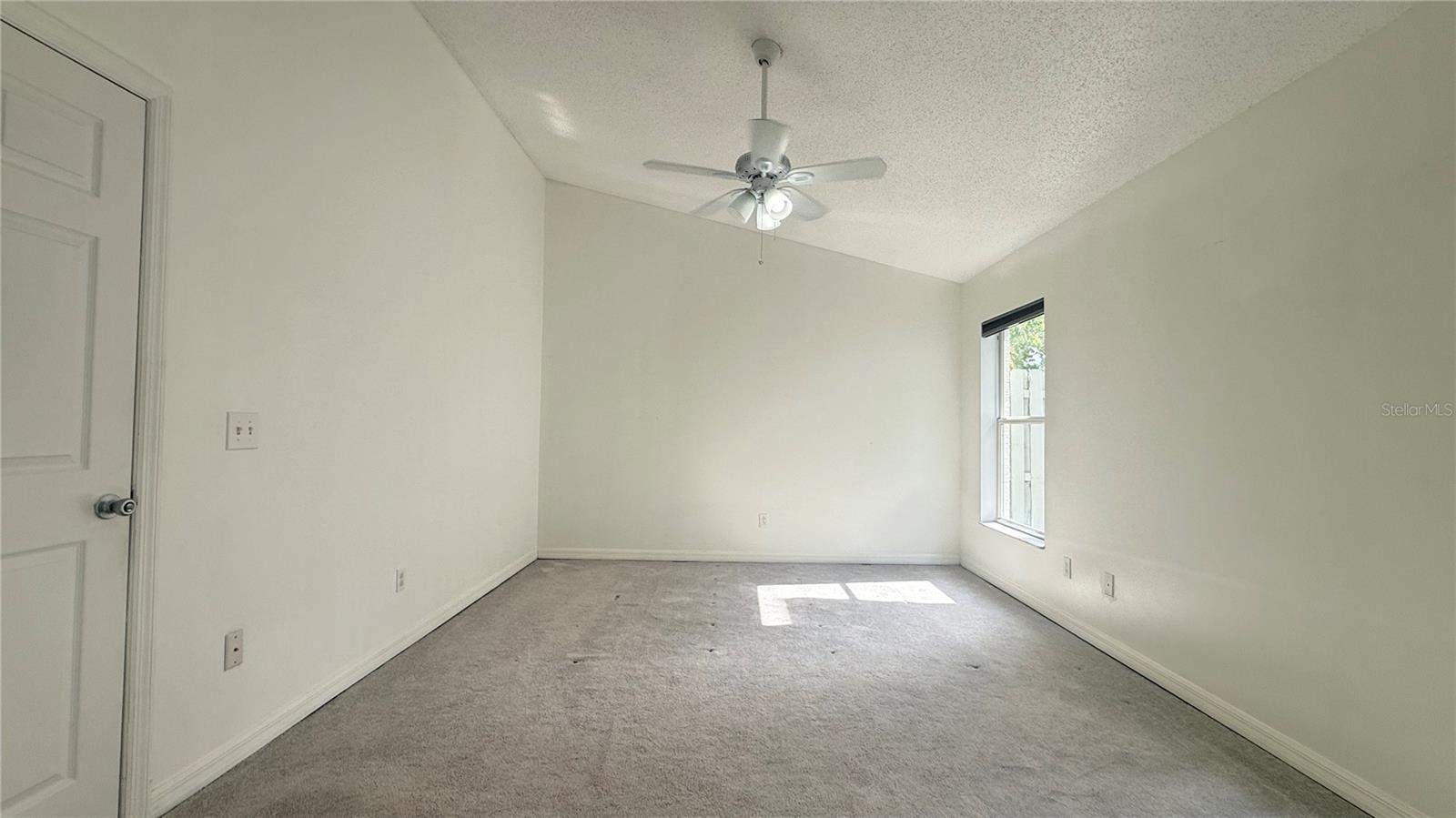 HUNTERS CREEK TR 430A PH 01 - Residential Lease