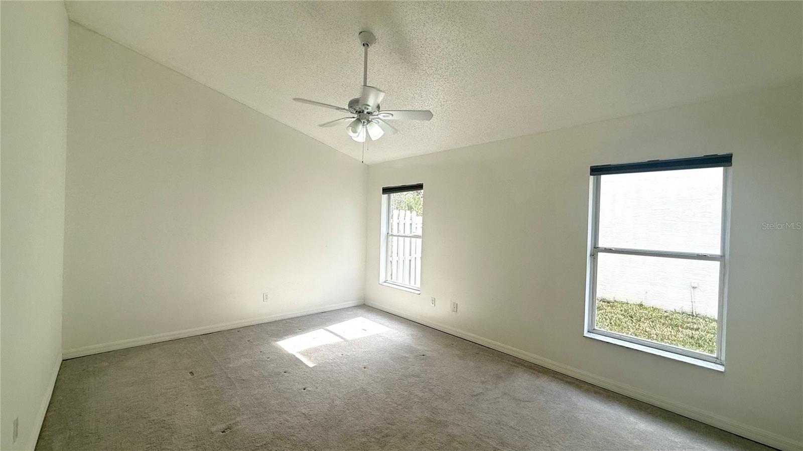 HUNTERS CREEK TR 430A PH 01 - Residential Lease