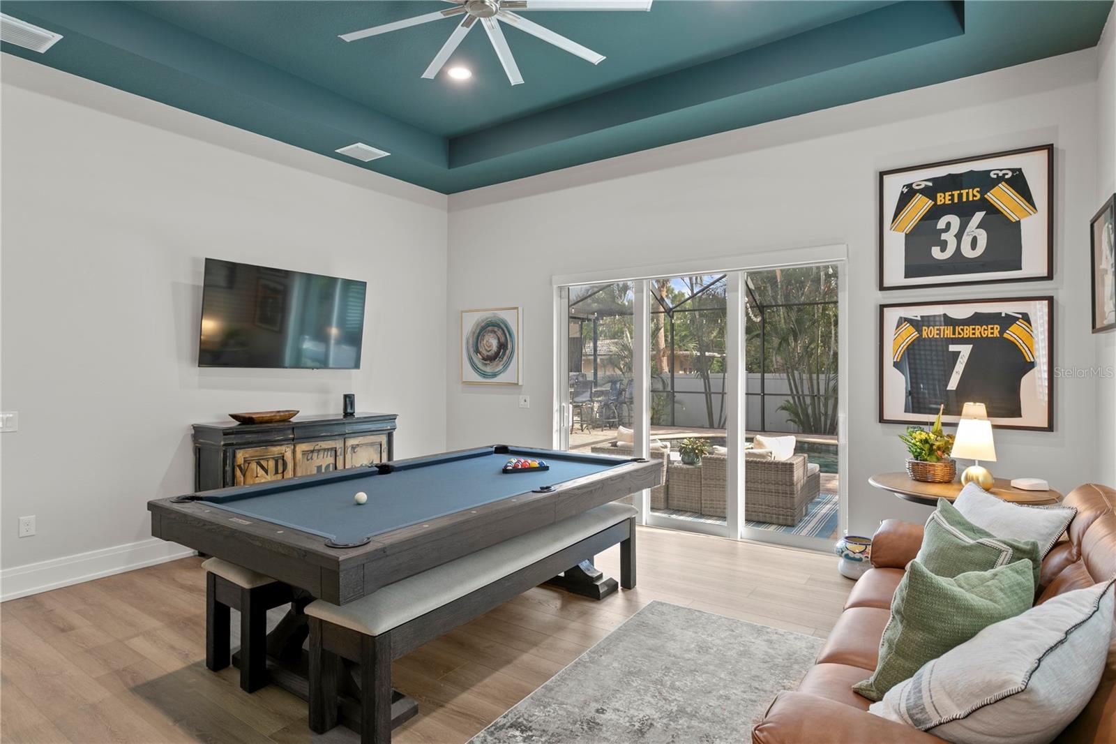 SNELL ISLE BRIGHTBAY - Residential