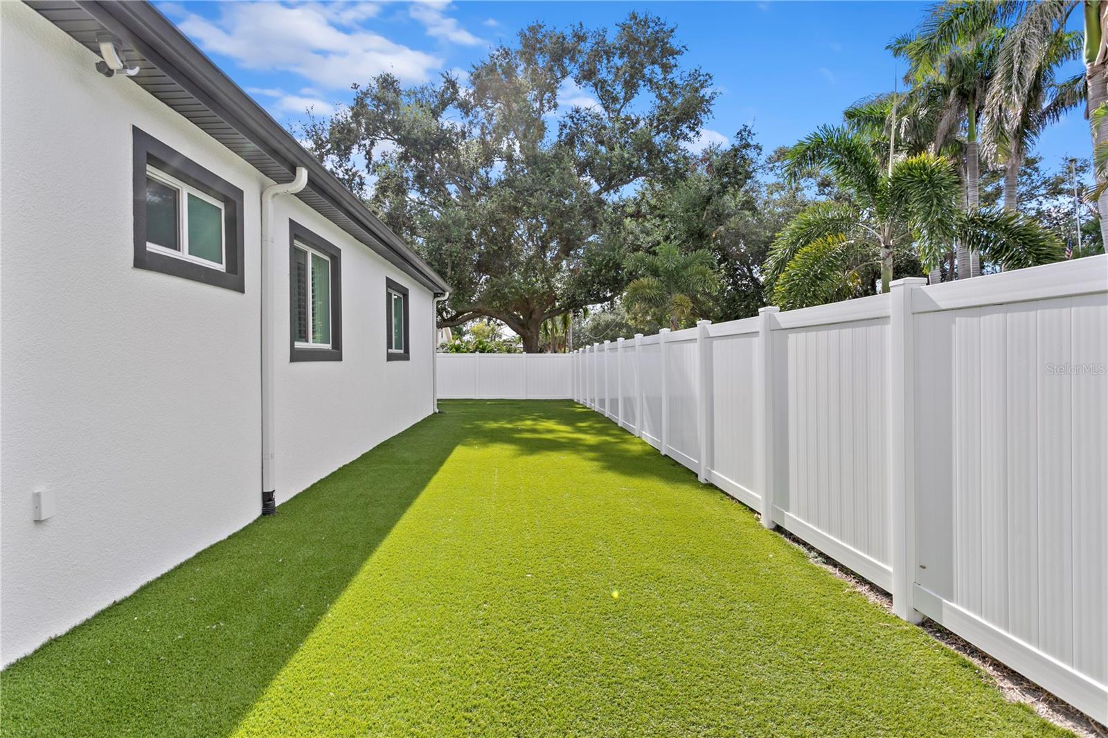 SNELL ISLE BRIGHTBAY - Residential