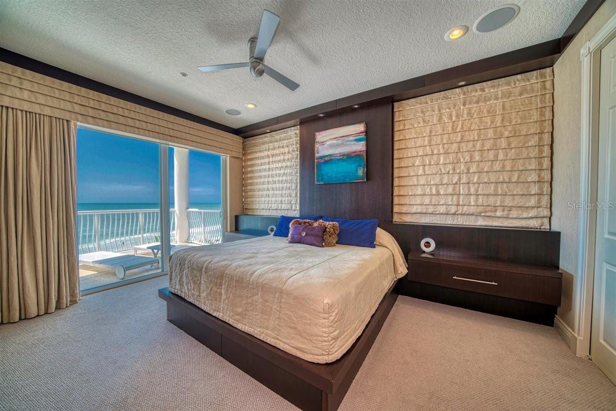 SEA STAR CONDO - Residential