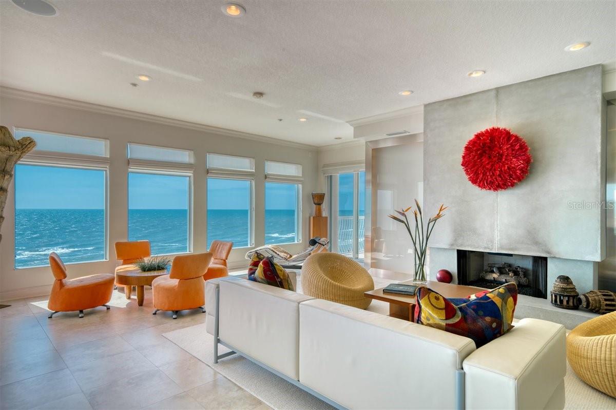 SEA STAR CONDO - Residential