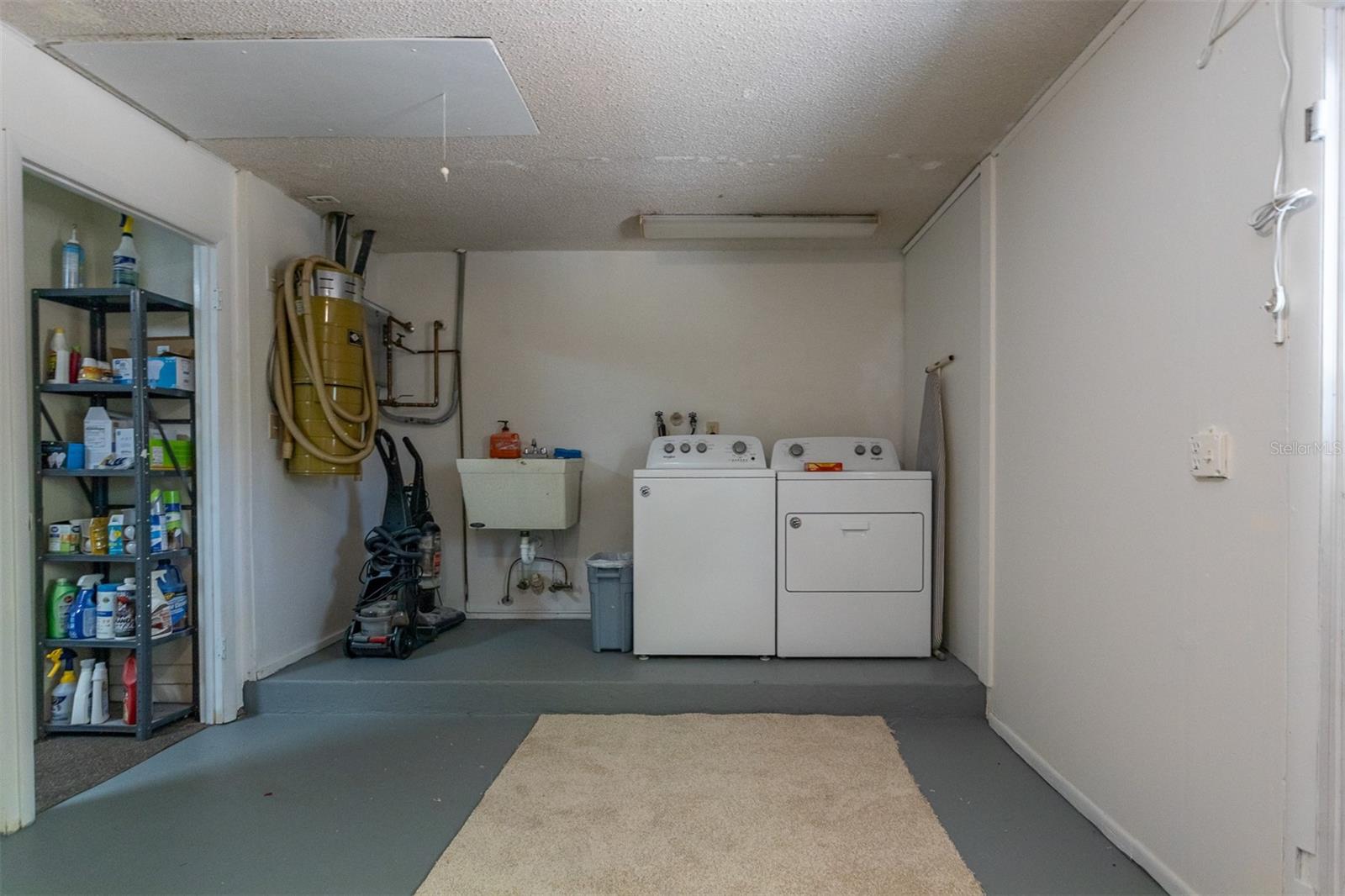 TWIN BRANCH ACRES UNIT ONE - Residential