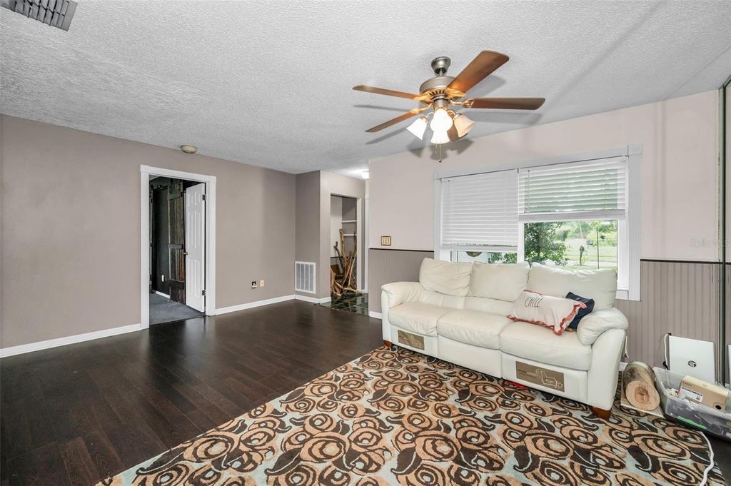 Photo of 1465 Windmoor Drive, Dunedin, FL 34698 (MLS # TB8434358)