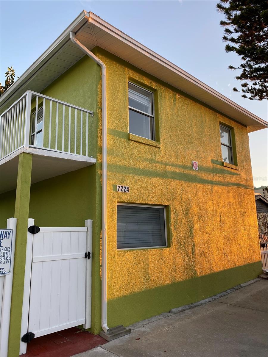 Refreshed and modern unit, just minute from the sand and sun. Beautiful view of sunset and ocean & easy access to Corey avenue shops, restaurants, and bars. Walk-able neighborhood, great for biking, and grilling. Rent Includes water, electric and garbage. Pets are allowed with additional fees. Easy access to the beach, that is famous for its exclusivity and powder sand. Close to historic landmarks, Don Cesar, shops, and restaurants and bars. A cozy beach feel you've been looking for! The unit is completely renovated concrete block construction with full kitchen and bathroom. Central air and heat. Parking available. Walking distance to the bus stop. Easy access to Hwy and close to downtown St. Petersburg. You will love St. Pete Beach!!!