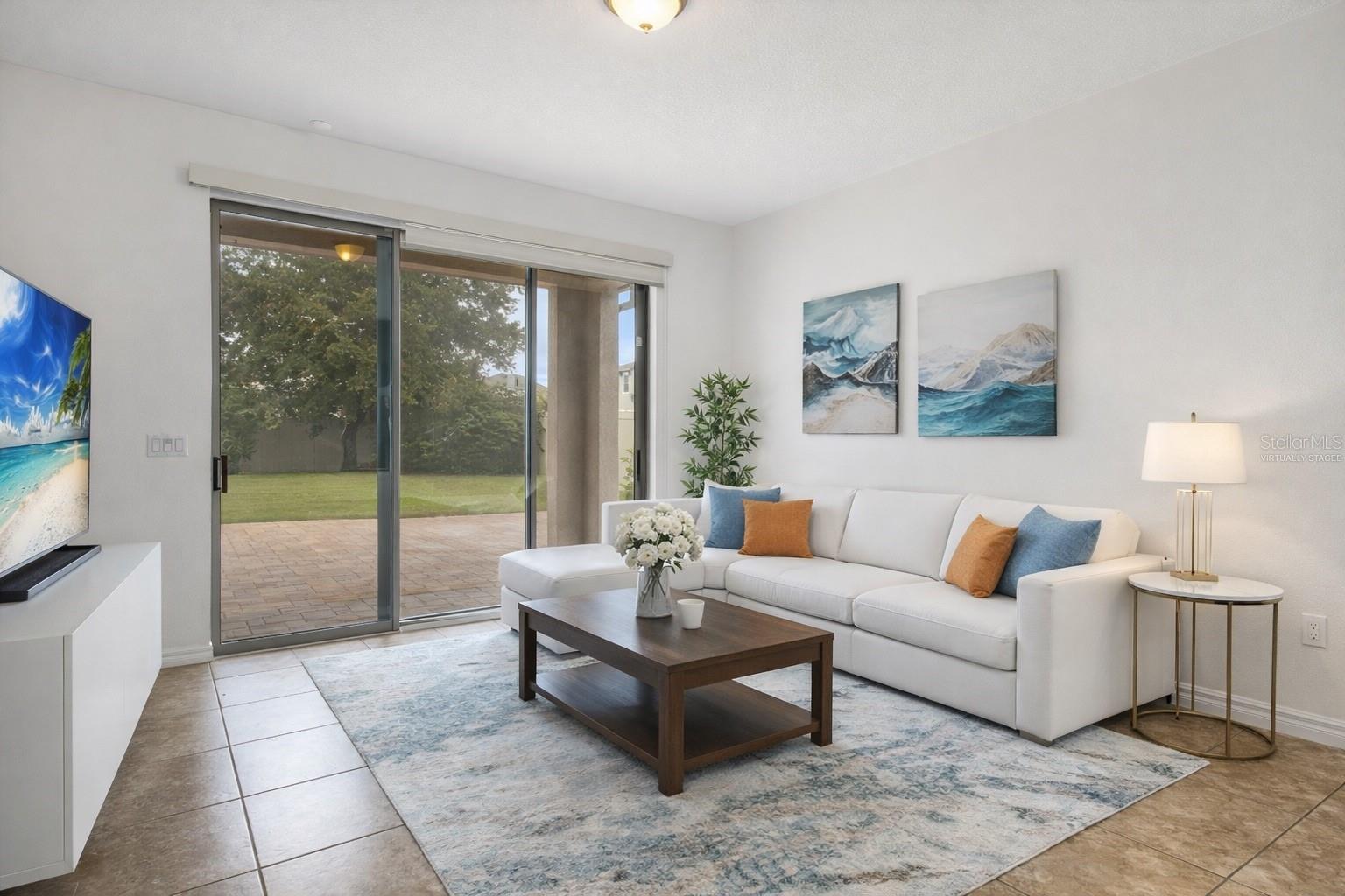 NOVA POINTE PH 1 - Residential