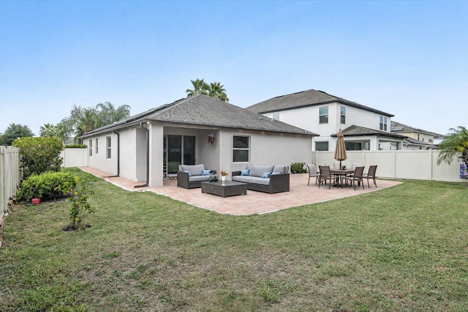 NOVA POINTE PH 1 - Residential