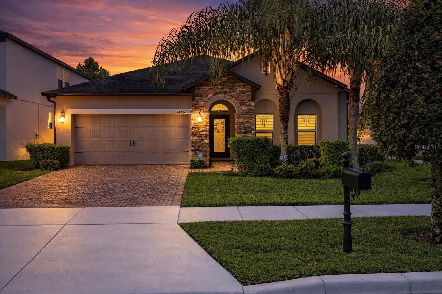 NOVA POINTE PH 1 - Residential