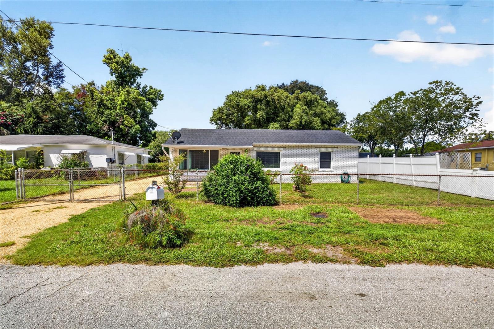 9522 N ASHLEY STREET