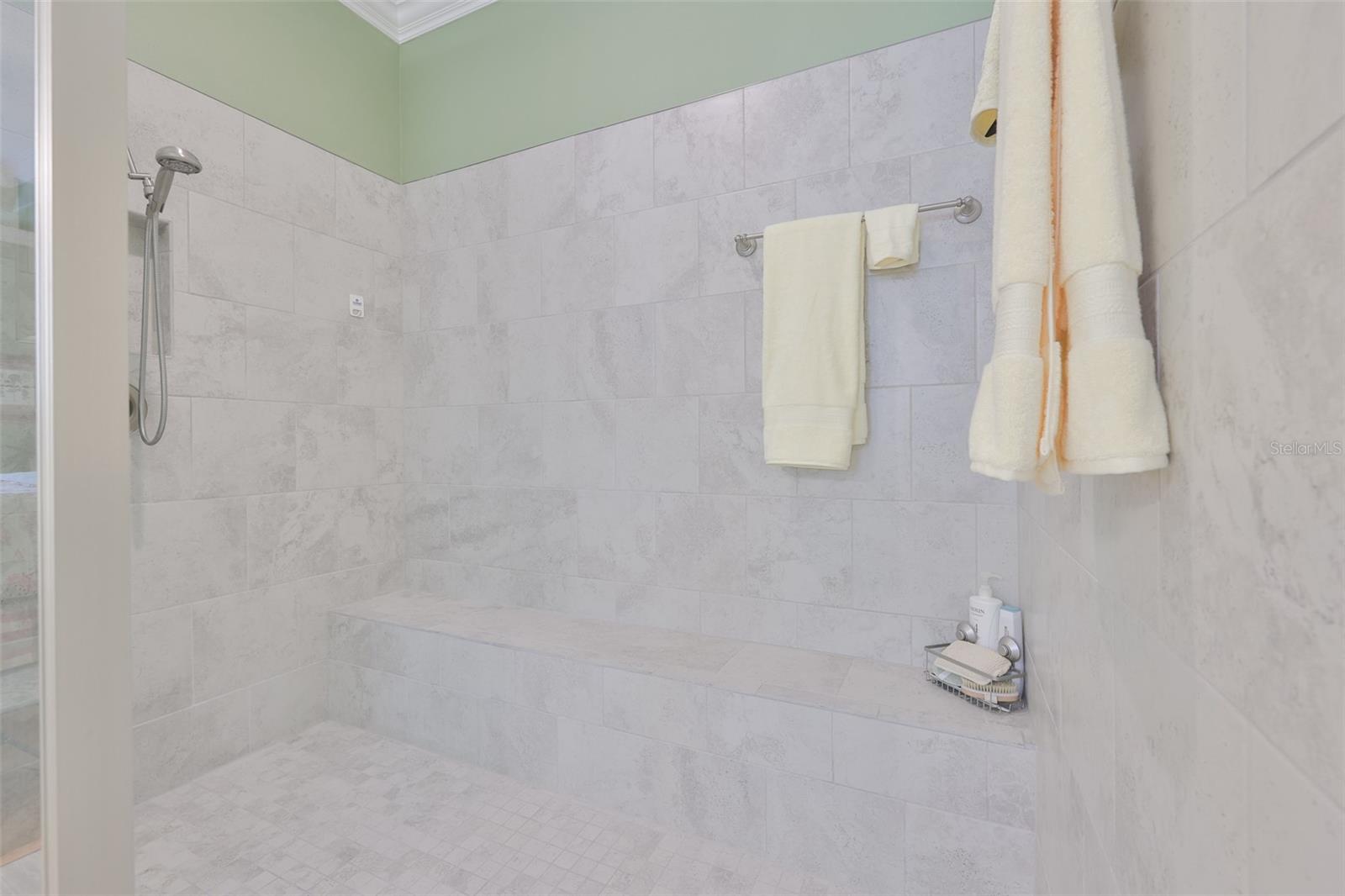 FOREST BROOKE ACTIVE ADULT PH - Residential