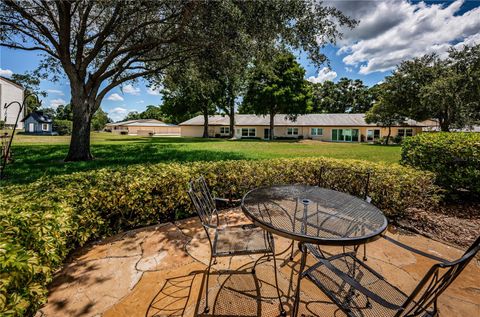 A home in PALM HARBOR