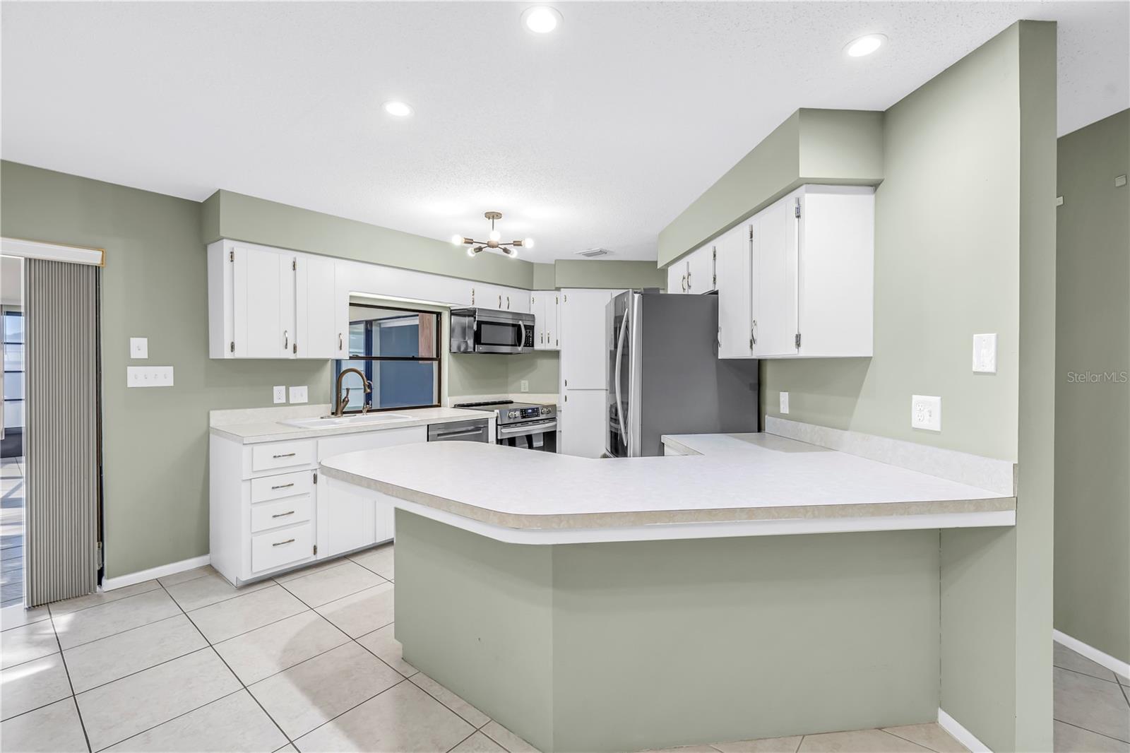 TIERRA VERDE UNIT 1 3RD REP - Residential