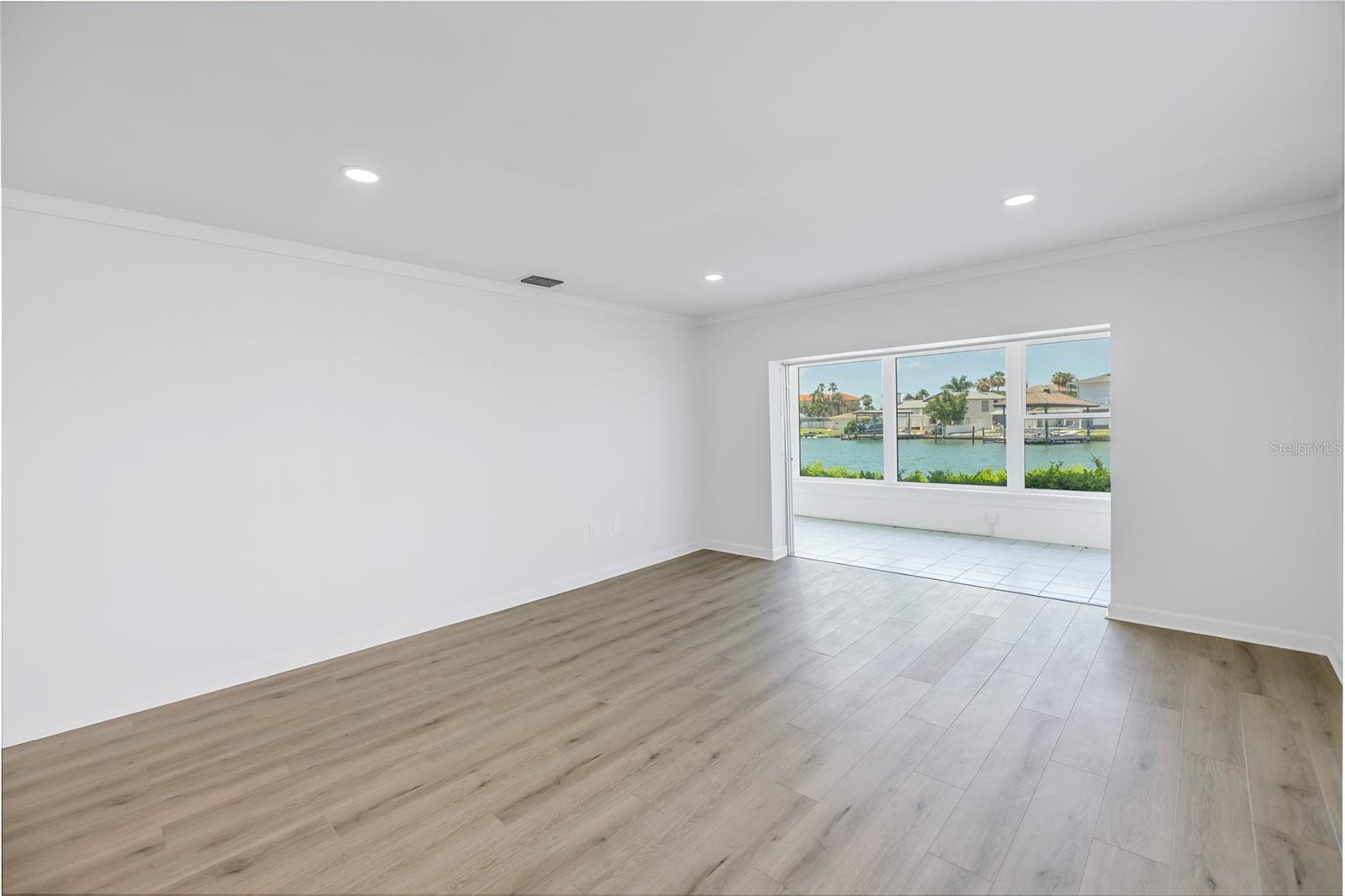 SEA ISLAND APTS 2 CONDO - Residential