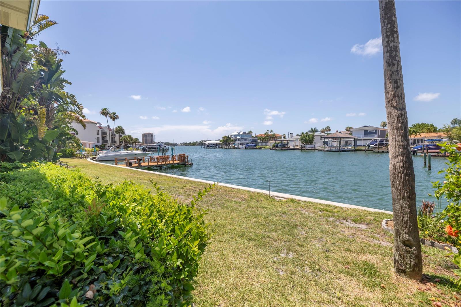 SEA ISLAND APTS 2 CONDO - Residential